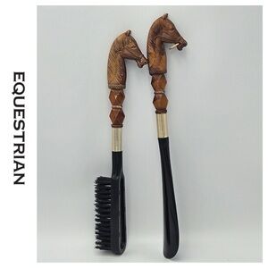 Vintage Equestrian Brush & Shoe Horn Horse Head Set